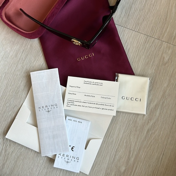 Authentic Gucci Oversized Sunnies - Picture 6 of 8